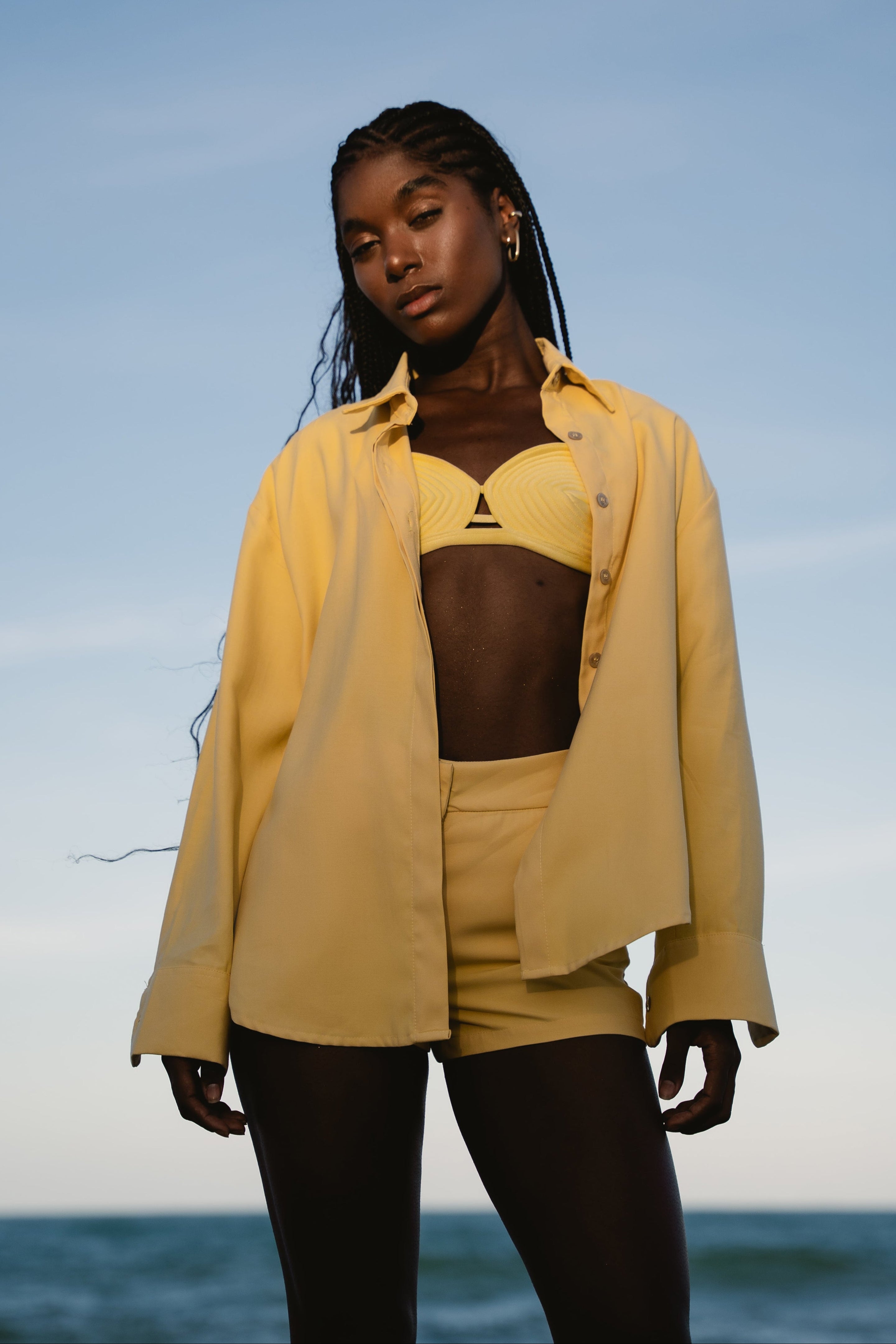BLUSÃO AMARELO MANTEIGA