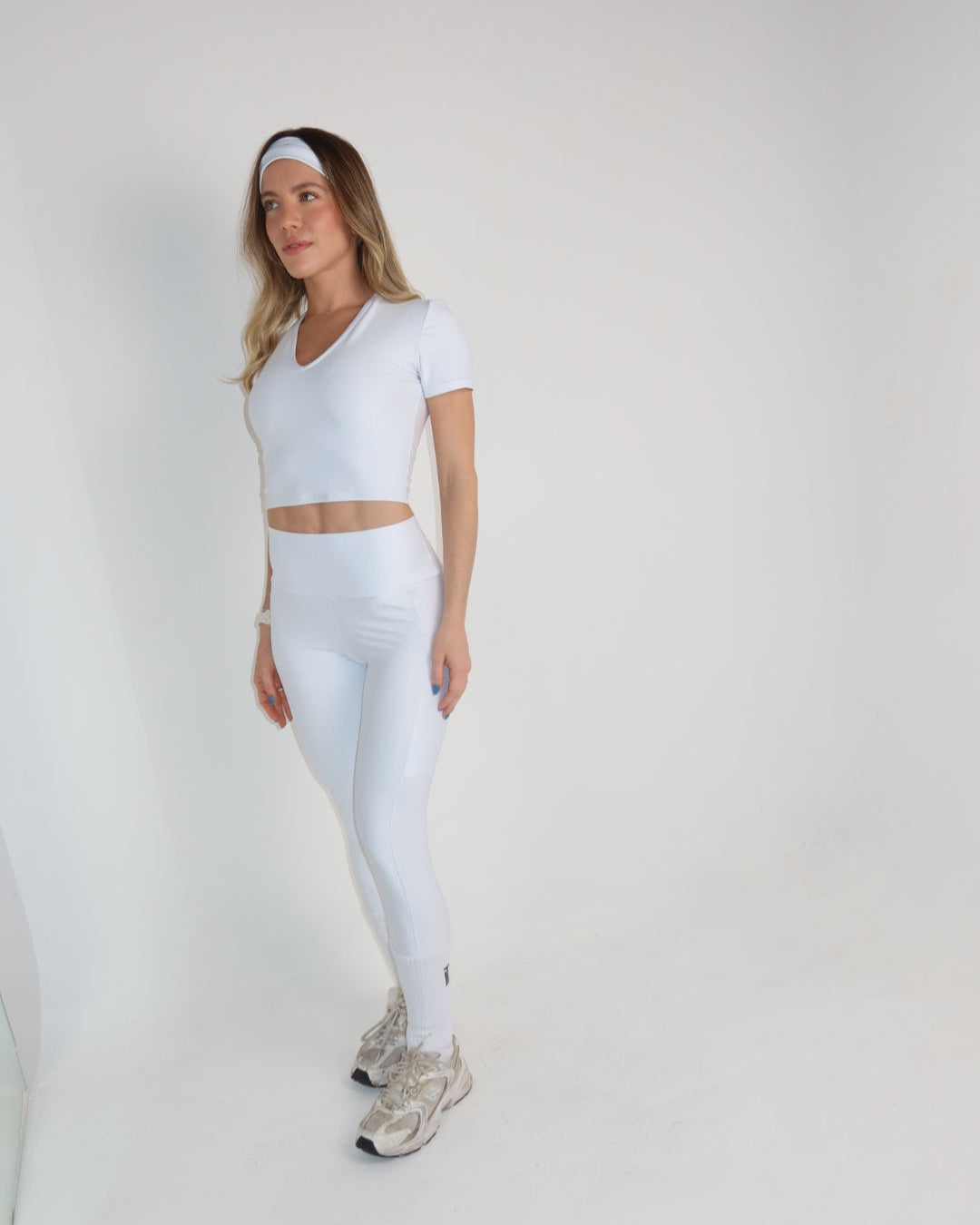 CALÇA COM BOLSO BRANCA