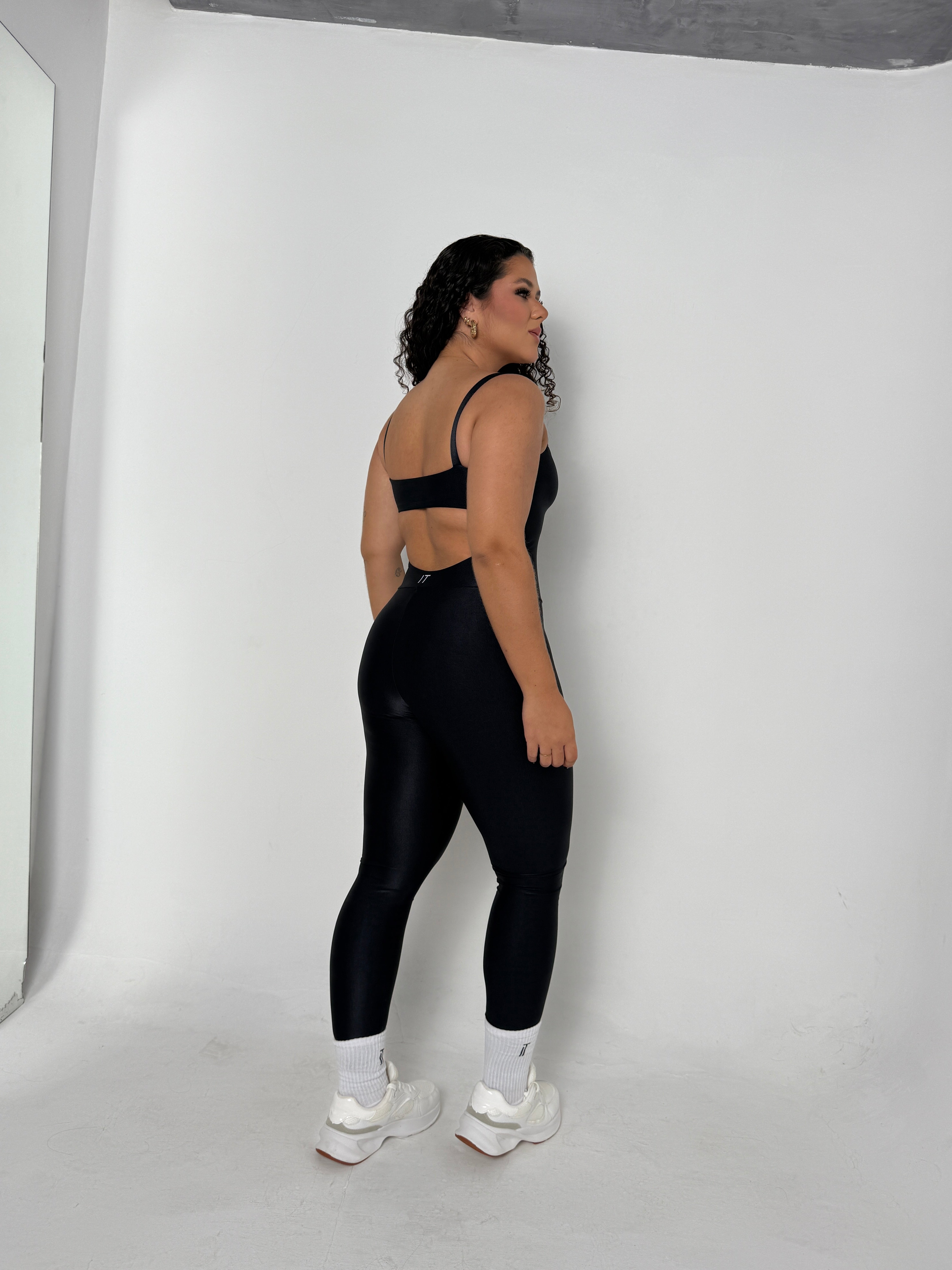 MACACÃO ROYAL PRETO