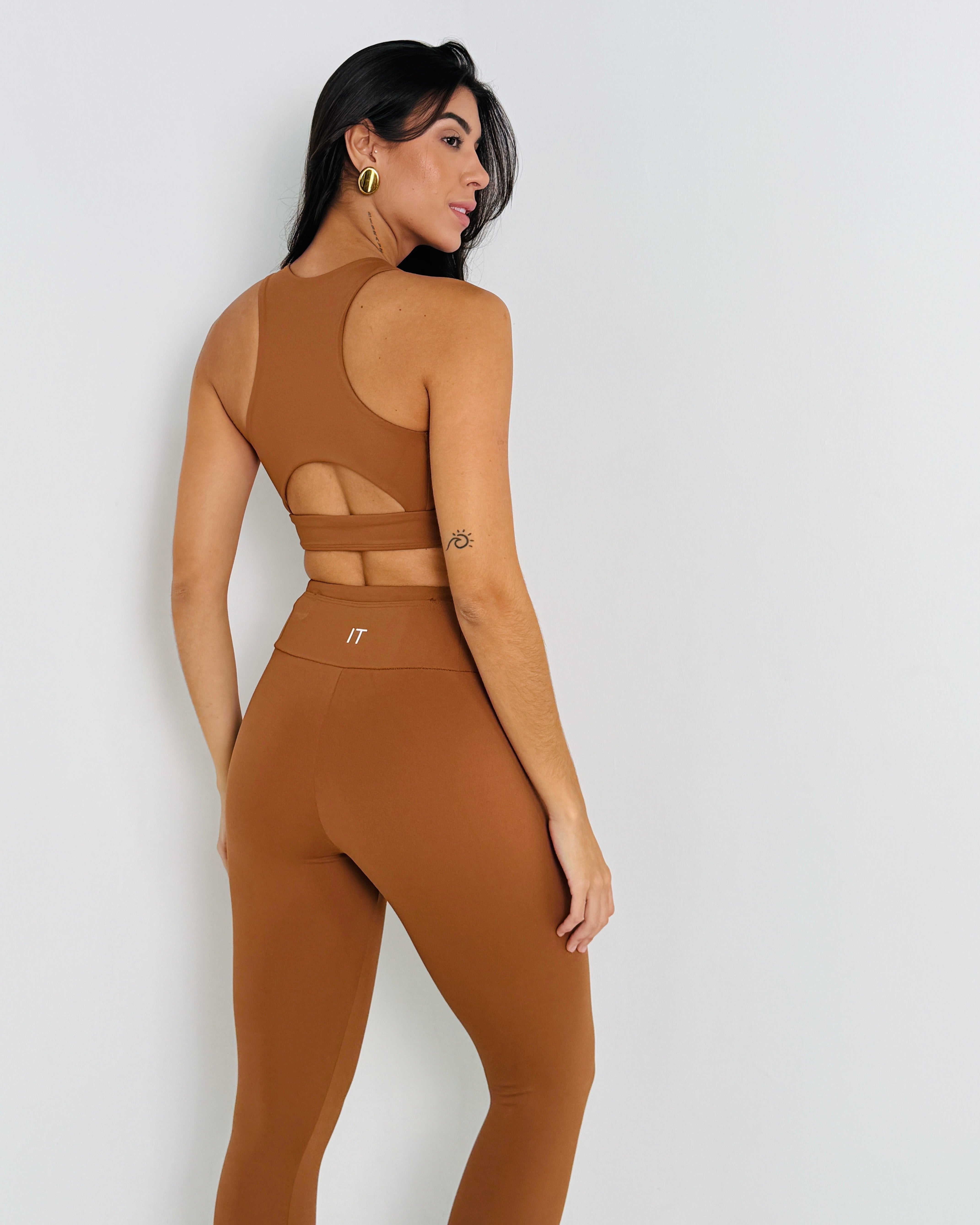 TOP SWOOSH FERRUGEM + CALÇA LONG FERRUGEM