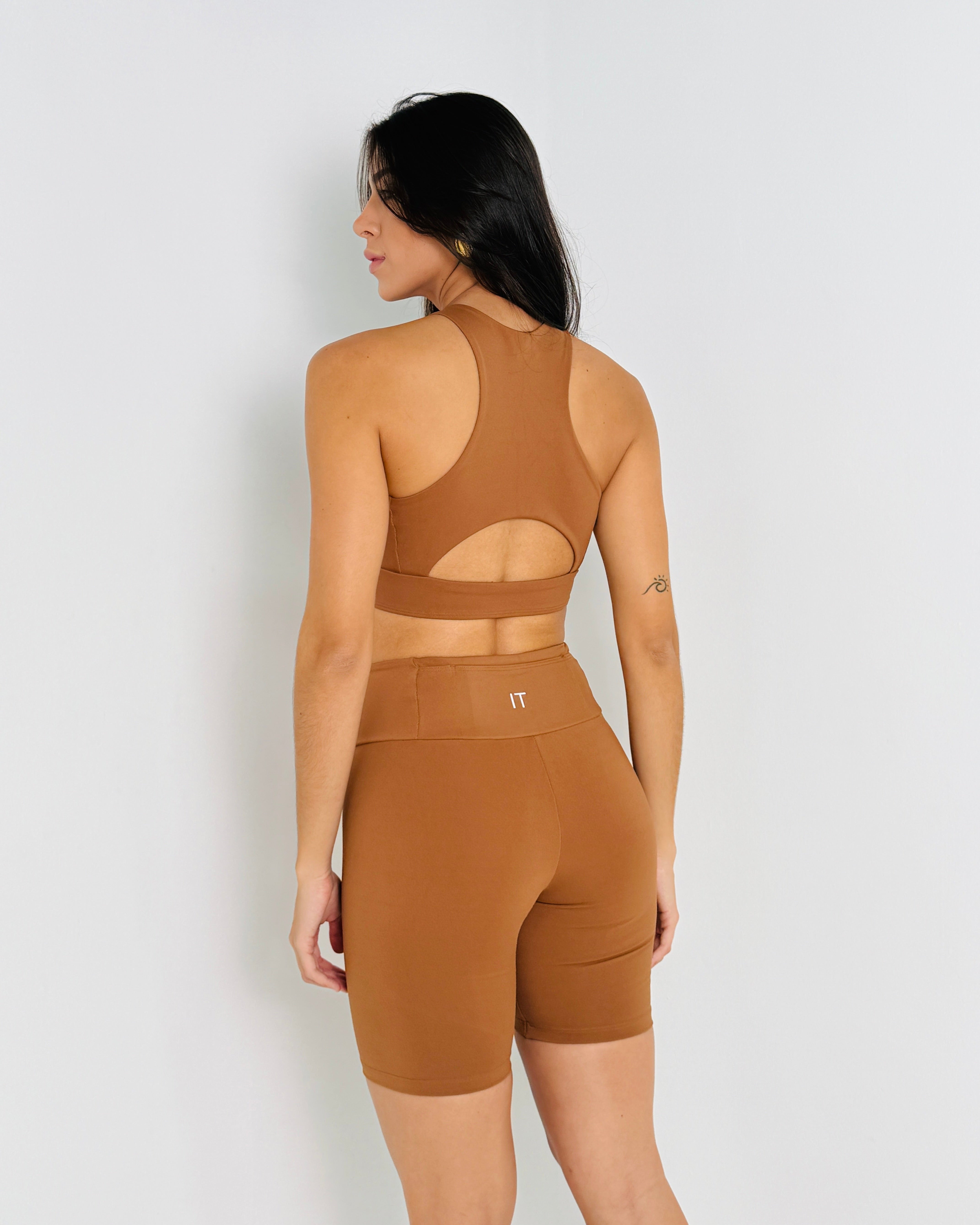TOP SWOOSH FERRUGEM + BERMUDA LONG FERRUGEM