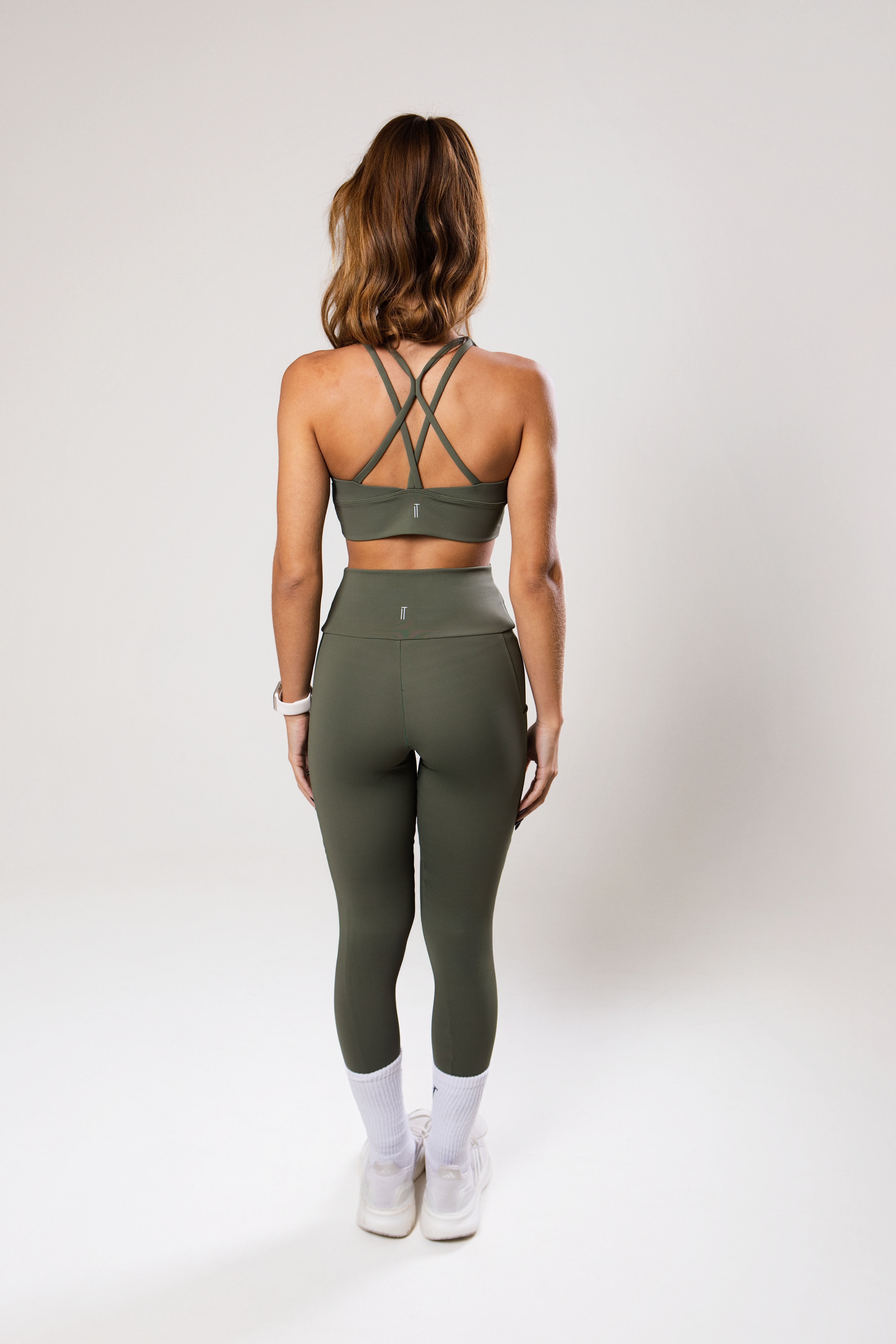 CALÇA COM BOLSO MATCHA