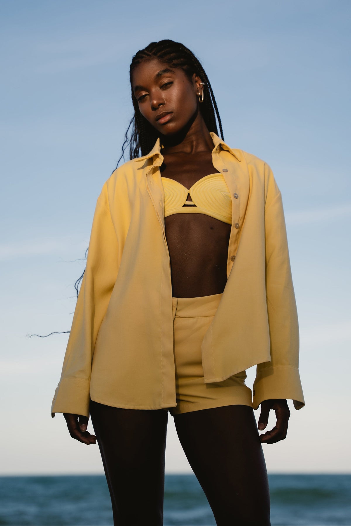 BLUSÃO AMARELO MANTEIGA